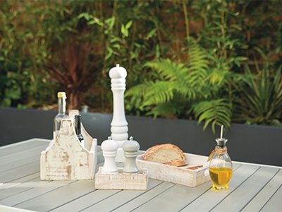 image of Hello Summer: Outdoor Entertaining & Cooking With Style
