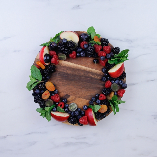 Natural Wood Revolving Plater